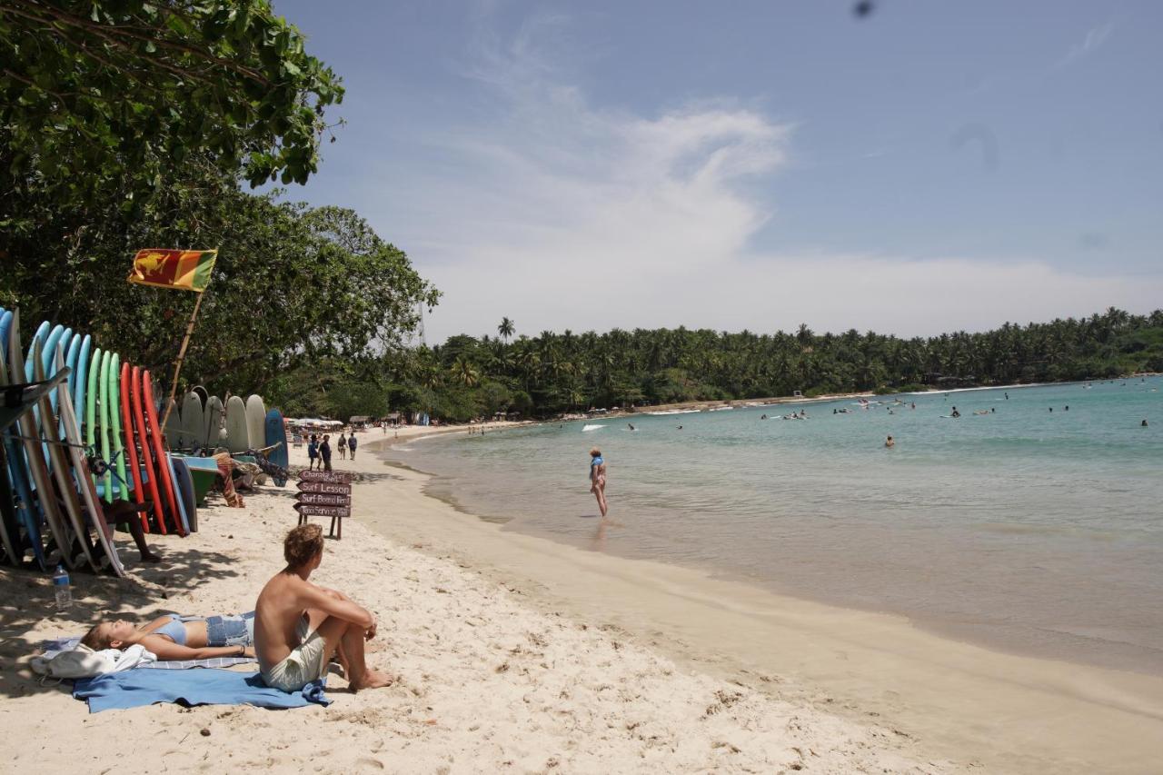 Hotel Surf Nest Hiriketiya à Dikwella Extérieur photo