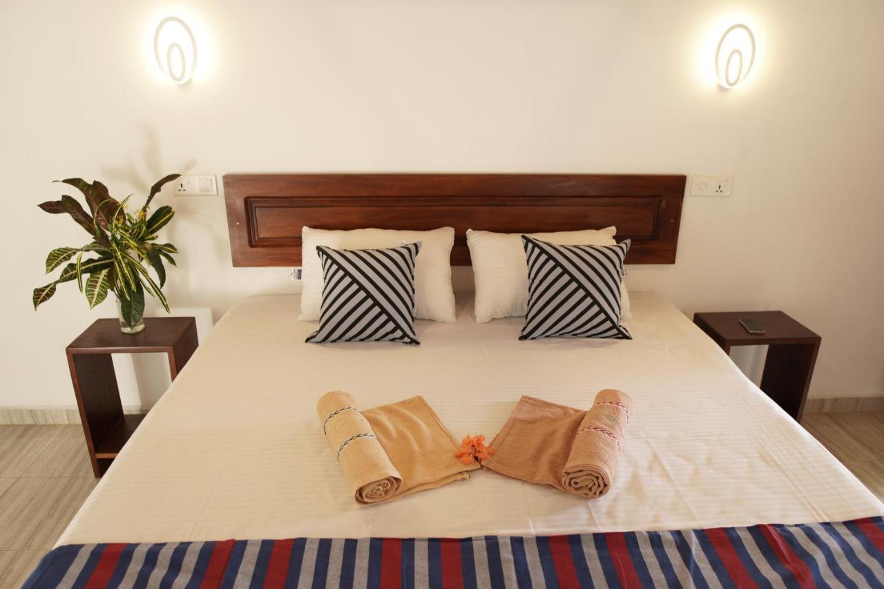 Hotel Surf Nest Hiriketiya à Dikwella Extérieur photo