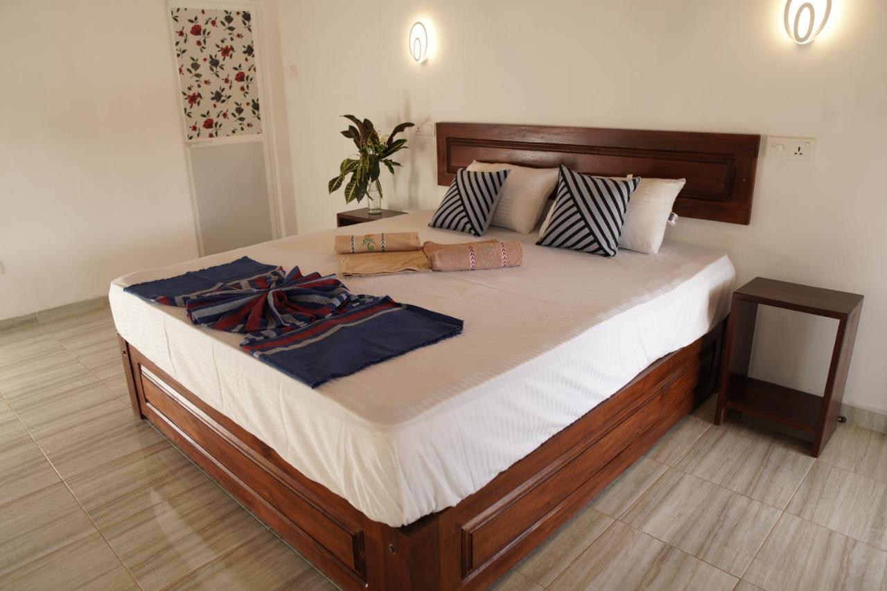 Hotel Surf Nest Hiriketiya à Dikwella Extérieur photo