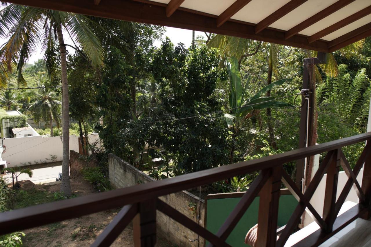 Hotel Surf Nest Hiriketiya à Dikwella Extérieur photo