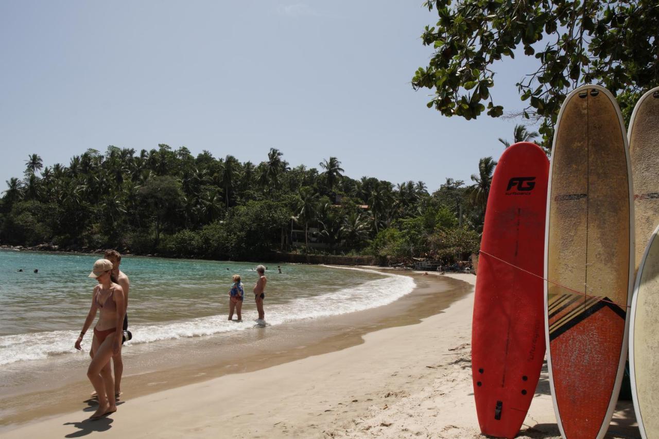 Hotel Surf Nest Hiriketiya à Dikwella Extérieur photo